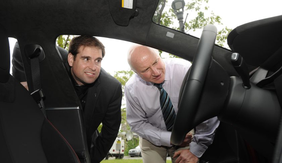 特斯拉與電池專家簽獨家合作協(xié)議