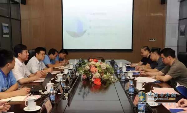 盧衛生副司長前來法士特調研參加會談